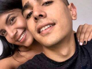 Erotyczny czat wideo EliandJacob1