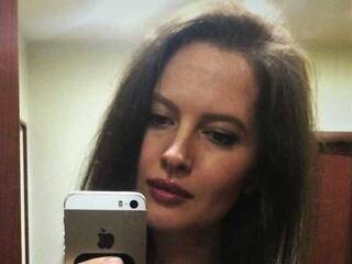 Erotyczny czat wideo Elinn1