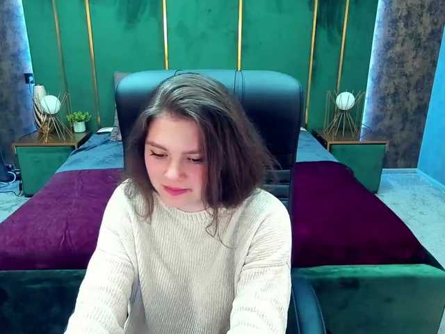 Zdjęcia EliRoks hi guys, welcome to my room! Baby Eli, Baby Rock for u) lets chatting and have fun)