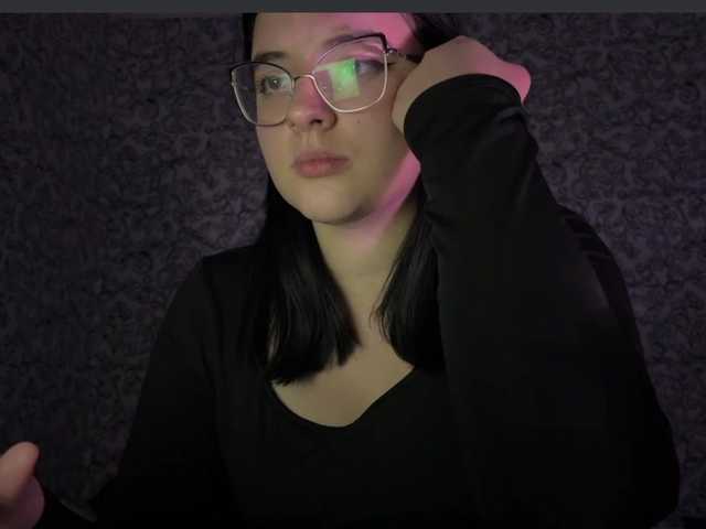 Zrzuty ekranu transmisji ElisaAniston