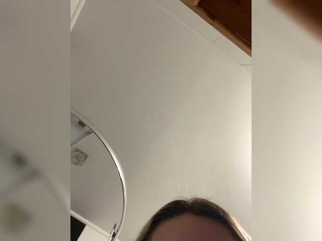 Zrzuty ekranu transmisji Girl_Smile