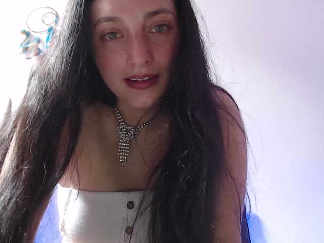 Zdjęcia elizabetheyes latina #hairy #feet #teen #daddy #bigboobs Im a cutie and naughty girl PLease make me feel good. Lovense on