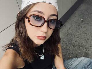 Erotyczny czat wideo ElizaDarleen