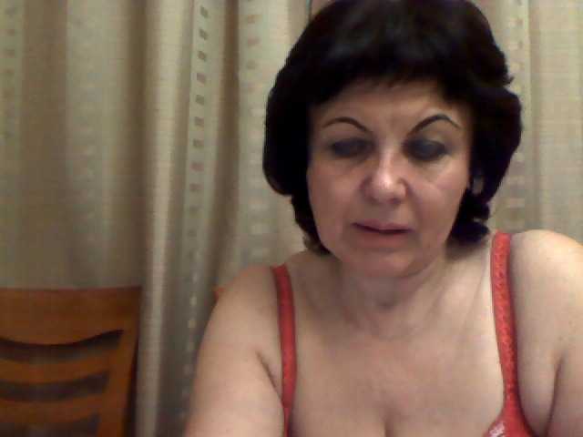 Zrzuty ekranu transmisji ElizzaBelise