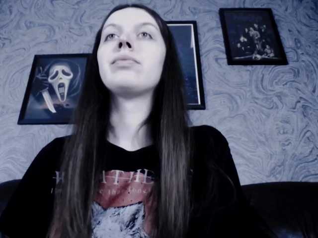 Zrzuty ekranu transmisji EllaDark
