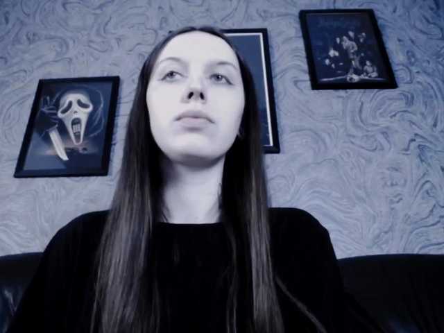 Zrzuty ekranu transmisji EllaDark