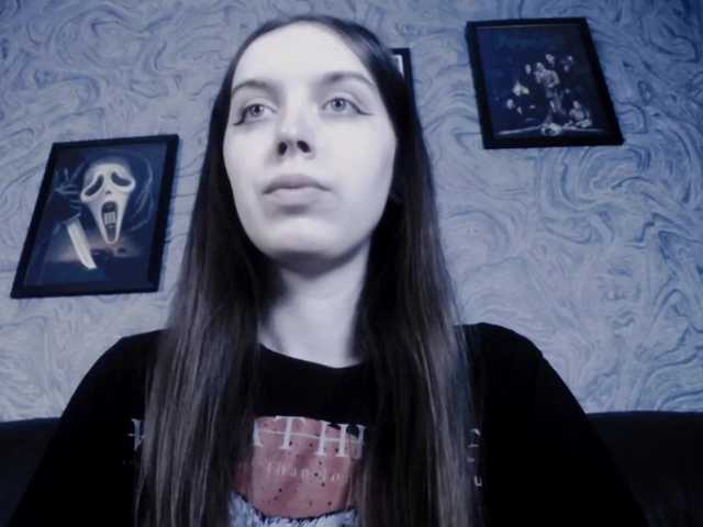 Zrzuty ekranu transmisji EllaDark