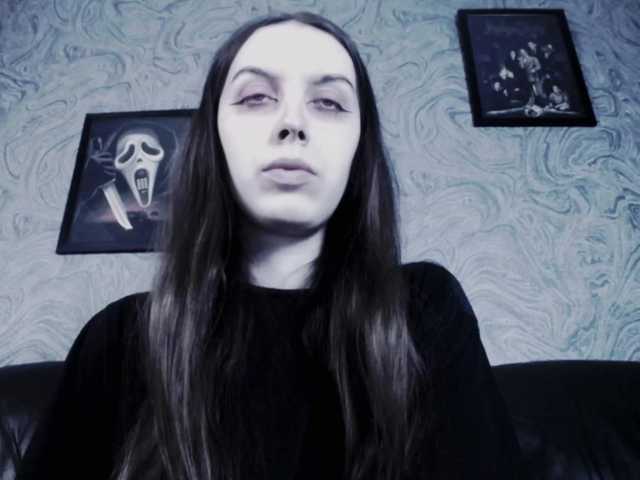 Zrzuty ekranu transmisji EllaDark