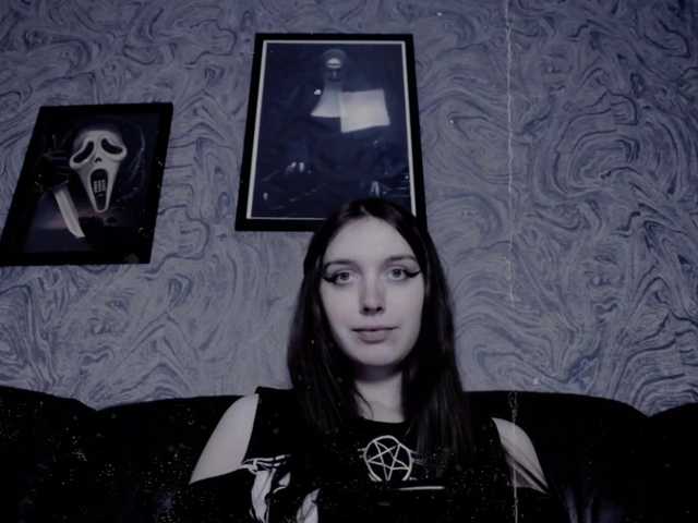 Zrzuty ekranu transmisji EllaDark