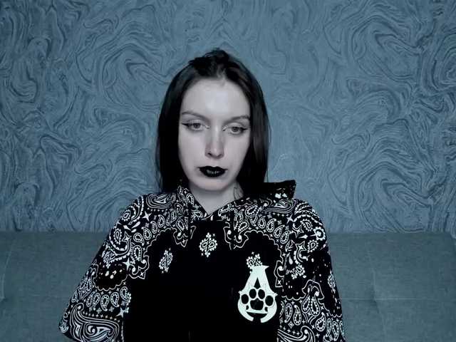 Zrzuty ekranu transmisji EllaDark