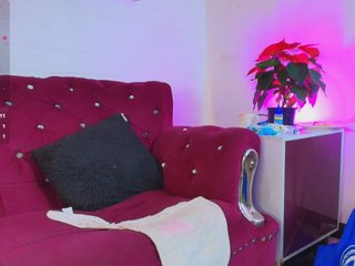 Erotyczny czat wideo EllenaBoobs