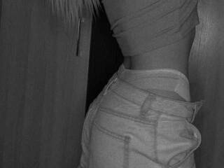 Erotyczny czat wideo Ellievans