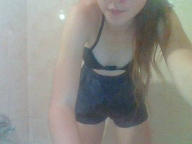 Zrzuty ekranu transmisji Elligirl18