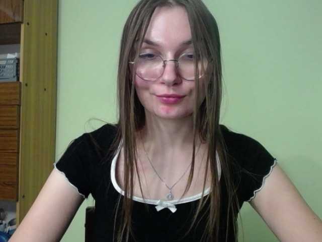 Zdjęcia Ellyxcute Hey there :) lets have some nice kinky fun