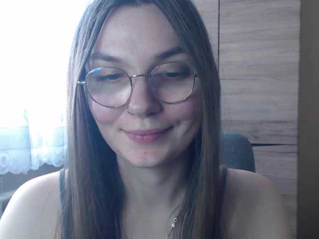 Zdjęcia Ellyxcute Hey there :) lets have some naughty & kinky fun