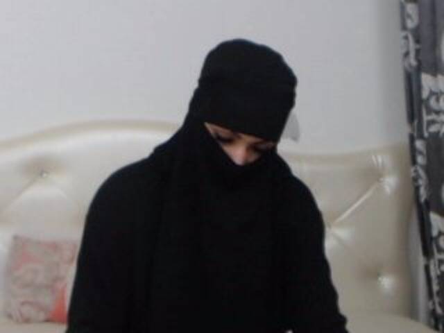 Zrzuty ekranu transmisji ElyshaArabian