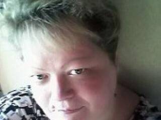 Erotyczny czat wideo emelirai