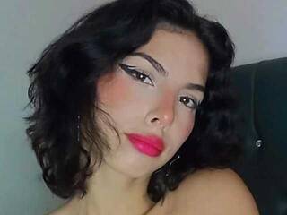 Erotyczny czat wideo EmillyCopers