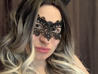 Erotyczny czat wideo Emily777