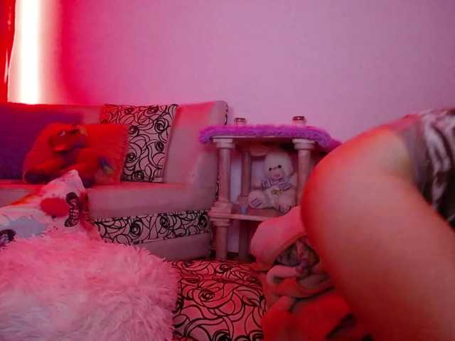 Zrzuty ekranu transmisji emilybecker