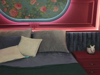 Erotyczny czat wideo EmilyLuxxxury