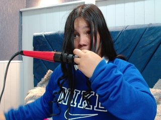 Erotyczny czat wideo EmilyQueen3xx