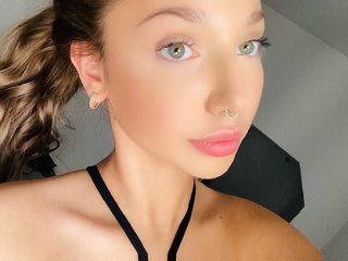 Erotyczny czat wideo EmmaAngel