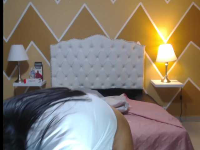 Zrzuty ekranu transmisji EmmaCole