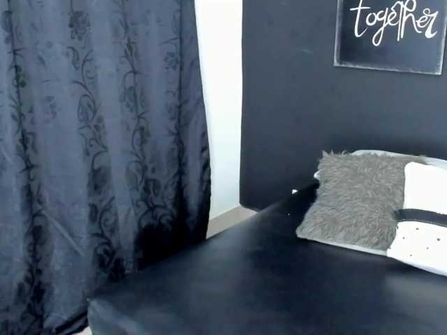 Zdjęcia EmmaCole 642 make me feel so good, when i m very wet i show you my pussy --- instant and multysquirt in goal