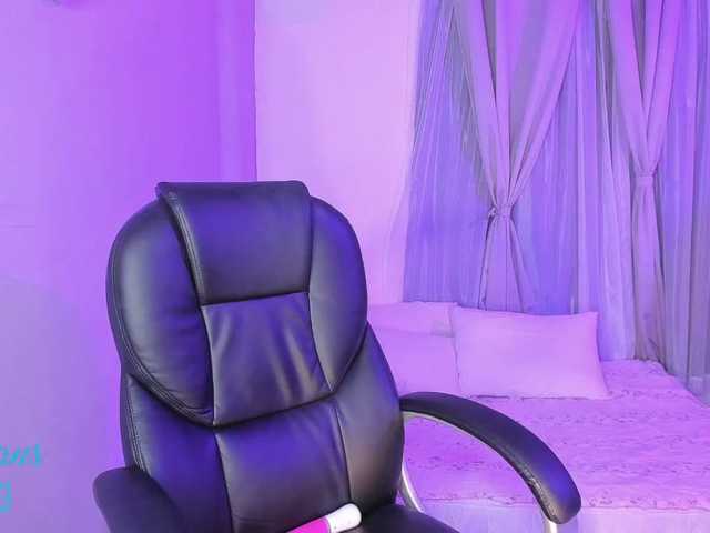 Zrzuty ekranu transmisji Emy-stone