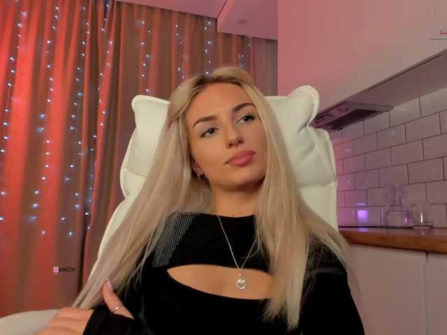 Zrzuty ekranu transmisji EnlivenLuv