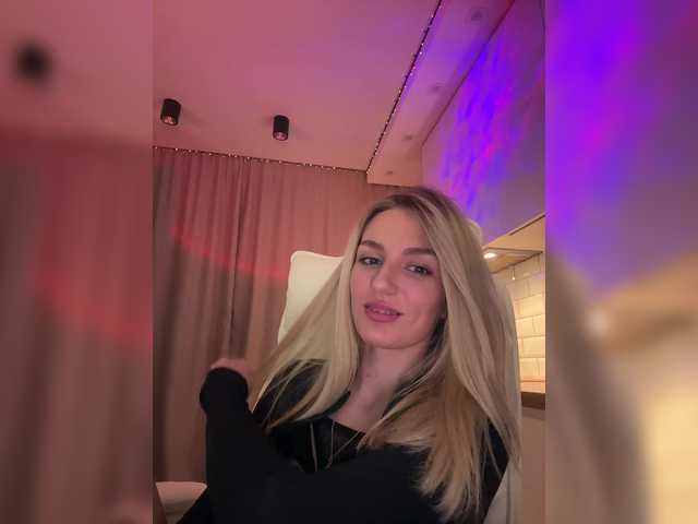 Zrzuty ekranu transmisji EnlivenLuv