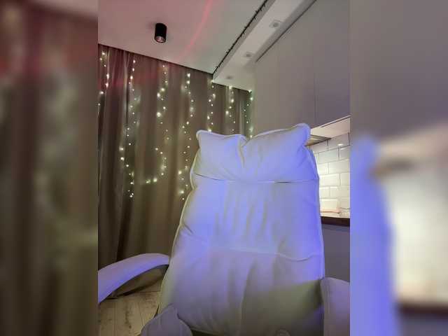 Zrzuty ekranu transmisji EnlivenLuv