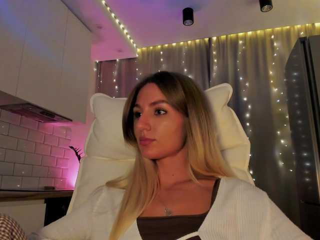 Zrzuty ekranu transmisji EnlivenLuv