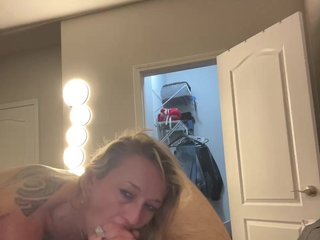 Erotyczny czat wideo Honeycunt