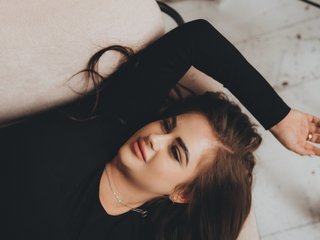 Erotyczny czat wideo Essie-Kathrynne2114