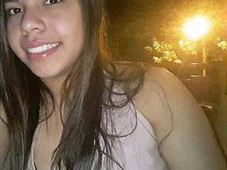 Erotyczny czat wideo Evaluna01