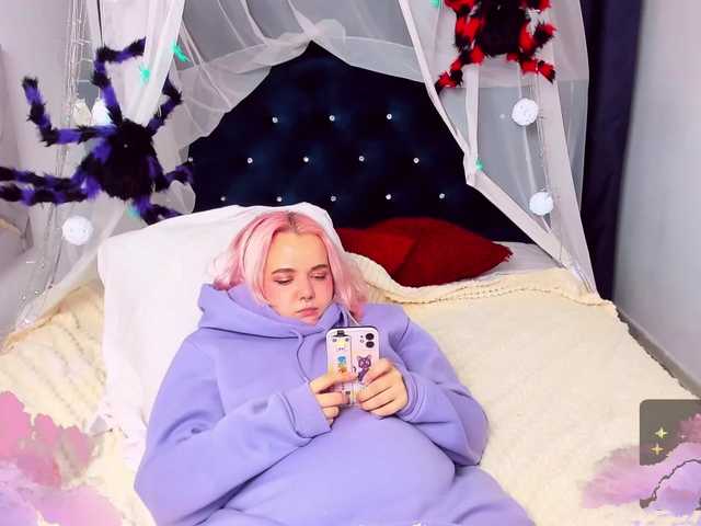 Zrzuty ekranu transmisji EvaMeow