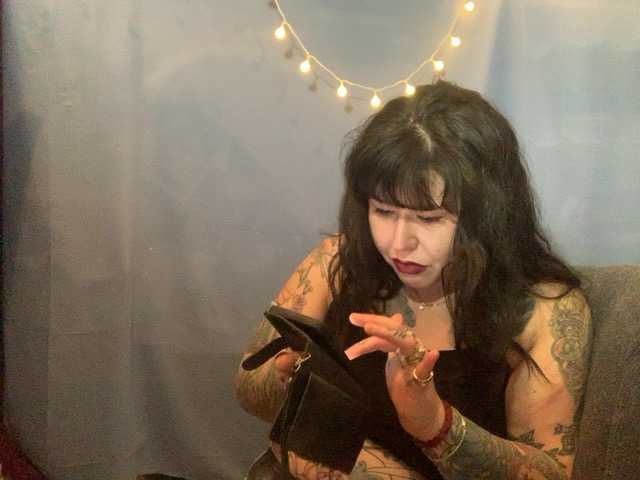 Zrzuty ekranu transmisji Evasiame