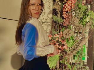 Erotyczny czat wideo NickyColienc