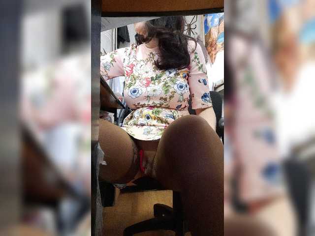 Zrzuty ekranu transmisji ANNA_milf