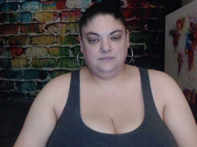 Zrzuty ekranu transmisji ExoticMelons