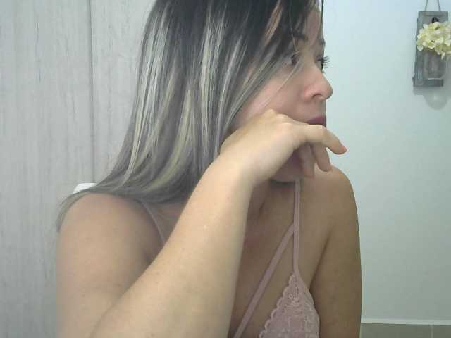 Zrzuty ekranu transmisji FabiPearl