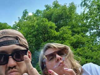 Erotyczny czat wideo FamCrazyDay