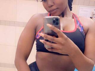 Erotyczny czat wideo FancyCherry