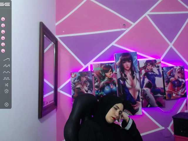 Zrzuty ekranu transmisji FarihaBilal