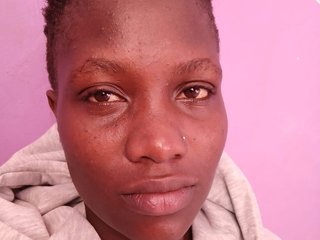 Erotyczny czat wideo Fay-smarter