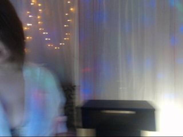 Zrzuty ekranu transmisji FelicityBlond