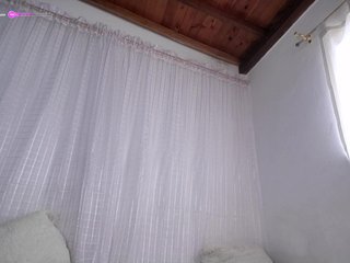 Erotyczny czat wideo fieryangel