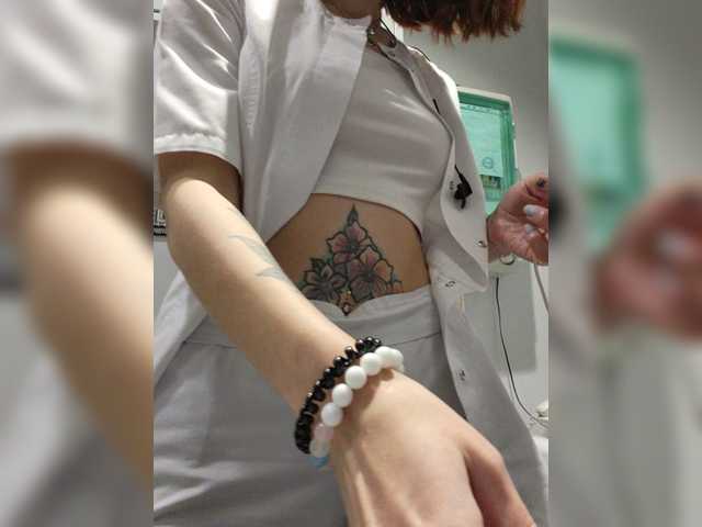 Zrzuty ekranu transmisji Moriko